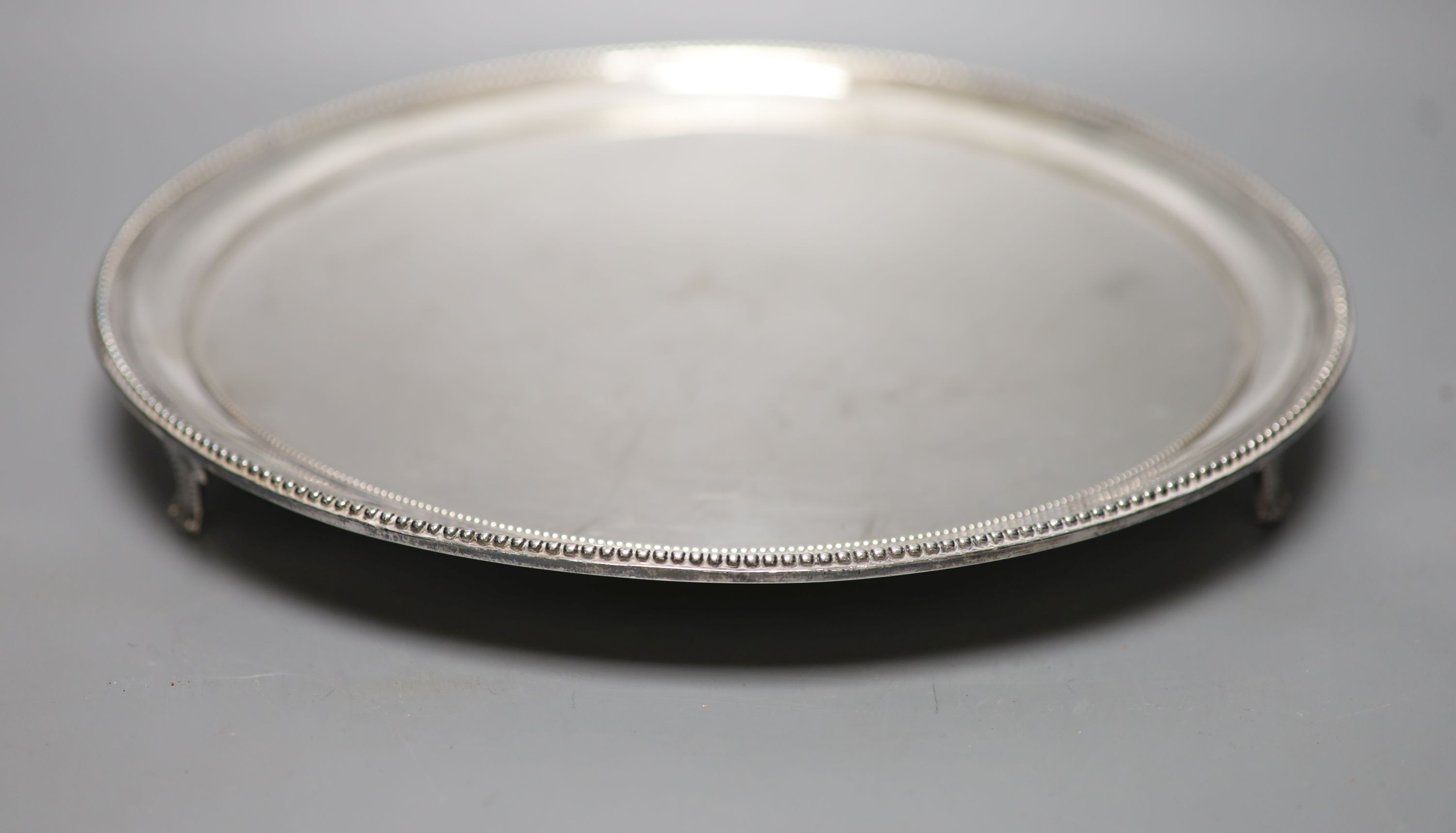 A George III silver circular salver by William Turton, London, 1782, 30.2cm, 26.5 oz.